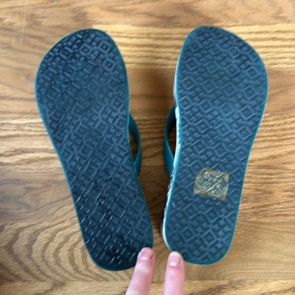 NEW Tory Burch Thandie Wedge Flip Flops - Picture 7 of 8